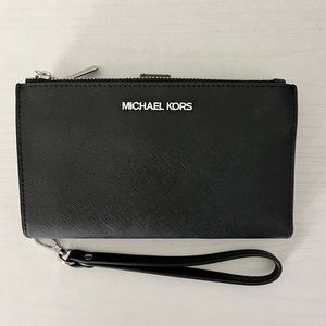Michael Kors Adele Leather Smartphone Wallet
